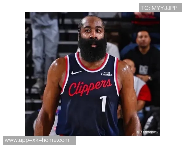 哈登首节三分球失准却依然贡献10分1板3助表现引发热议